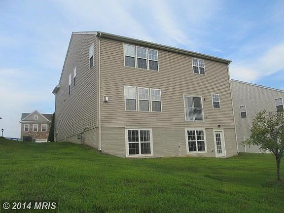 2nd image of 67 Carriage Hill Dr