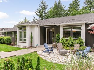 3438 SW Doschview Ct, Portland, OR 97239
