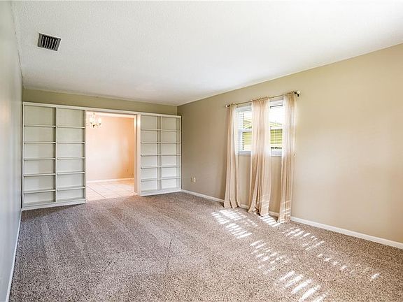 3rd image of 4919 Denise Ave