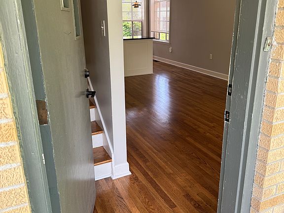 4th image of 4107 A St