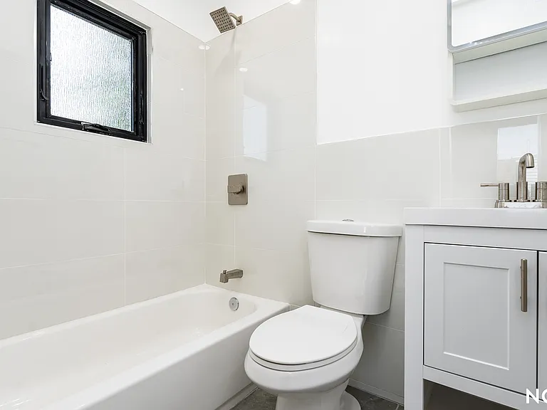 431 Cleveland St #3 — Photo 32