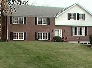 130 Derwent Dr, Pittsburgh, PA