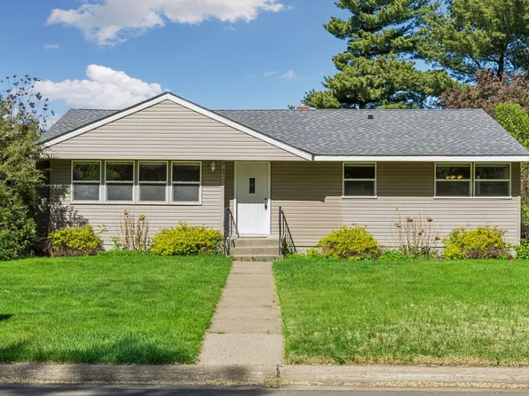 1099 Felix St, West Saint Paul, MN 55118