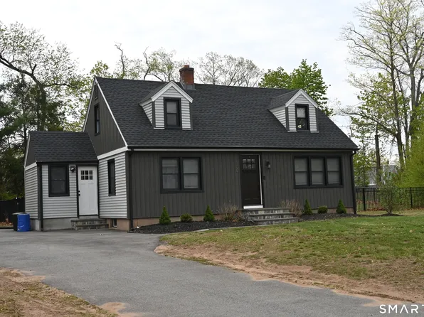 105 Frost Drive, North Haven, CT 06473