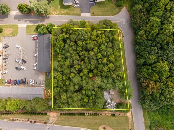 winston-salem-north-carolina-117618094 picture