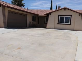 2070 Diamond Ave, Barstow, CA 92311
