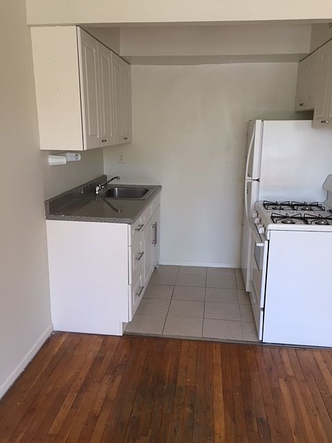 2nd image of 8706 Dumont Ave APT 2A