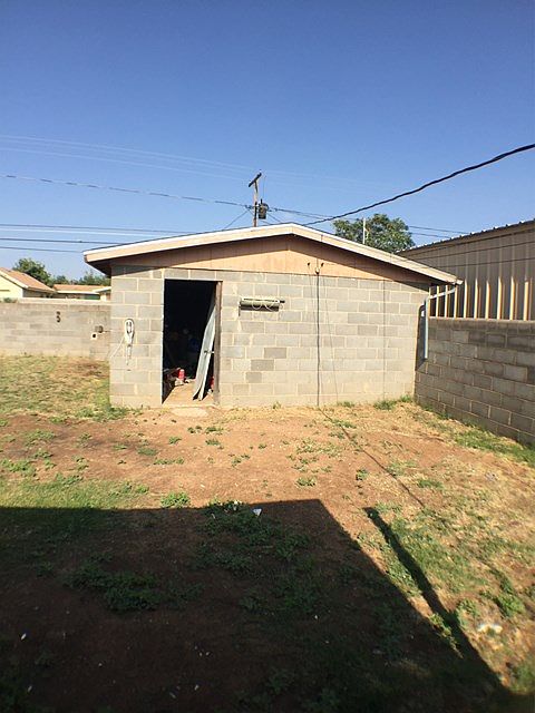 2nd image of 2607 Verde Ave