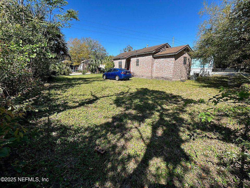 1st image of 1229 BRIDIER Street