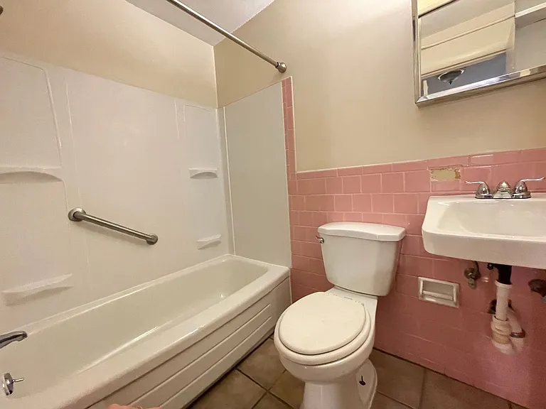 177 Loudon Rd #209 — Photo 10