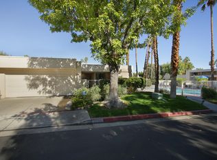 2060 Versailles Dr, Palm Springs, CA 92264