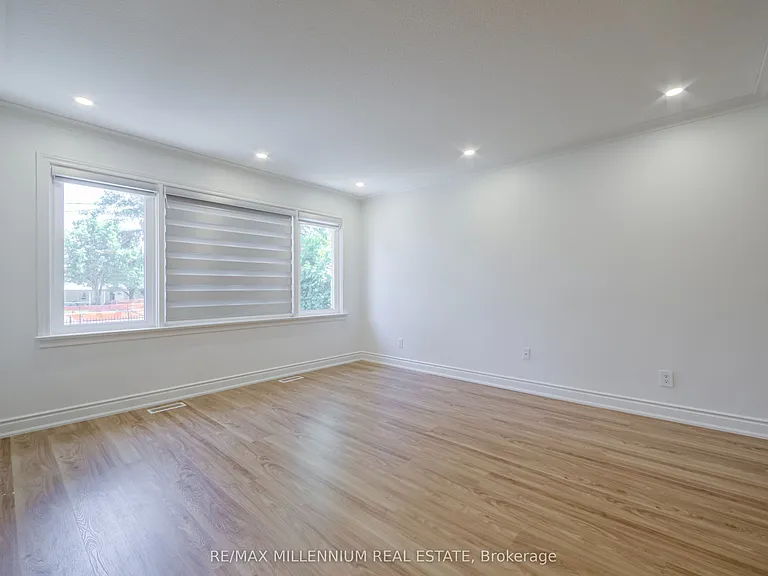 1285 Rebecca St — Photo 12