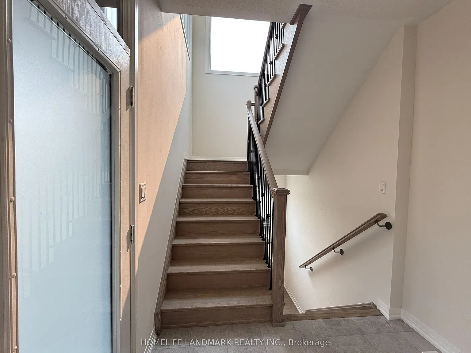 4 bed, $3,200 — Photo 2