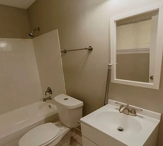 6107 Gladstone Dr — Photo 23