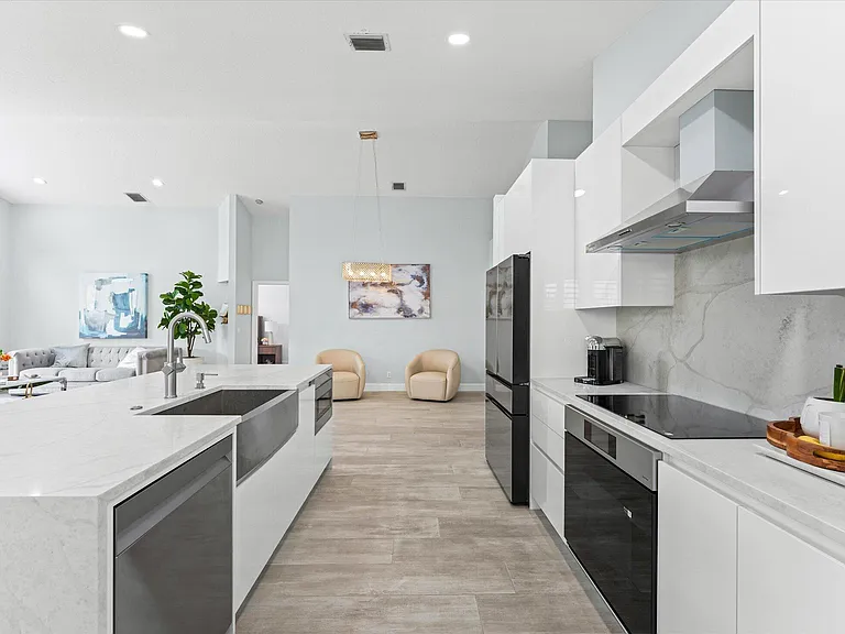 10112 Aqua Vista Way — Photo 12