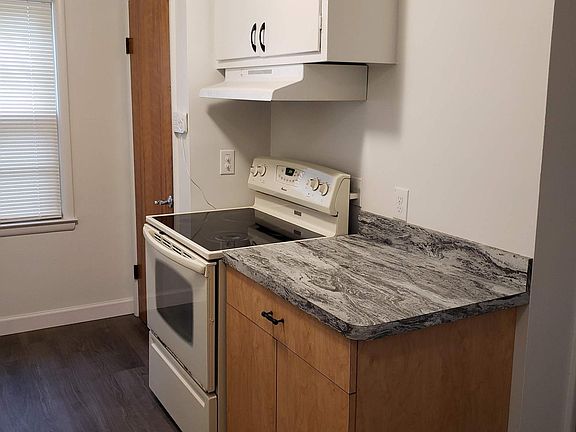 5th image of 3415 Forest Hill Ave