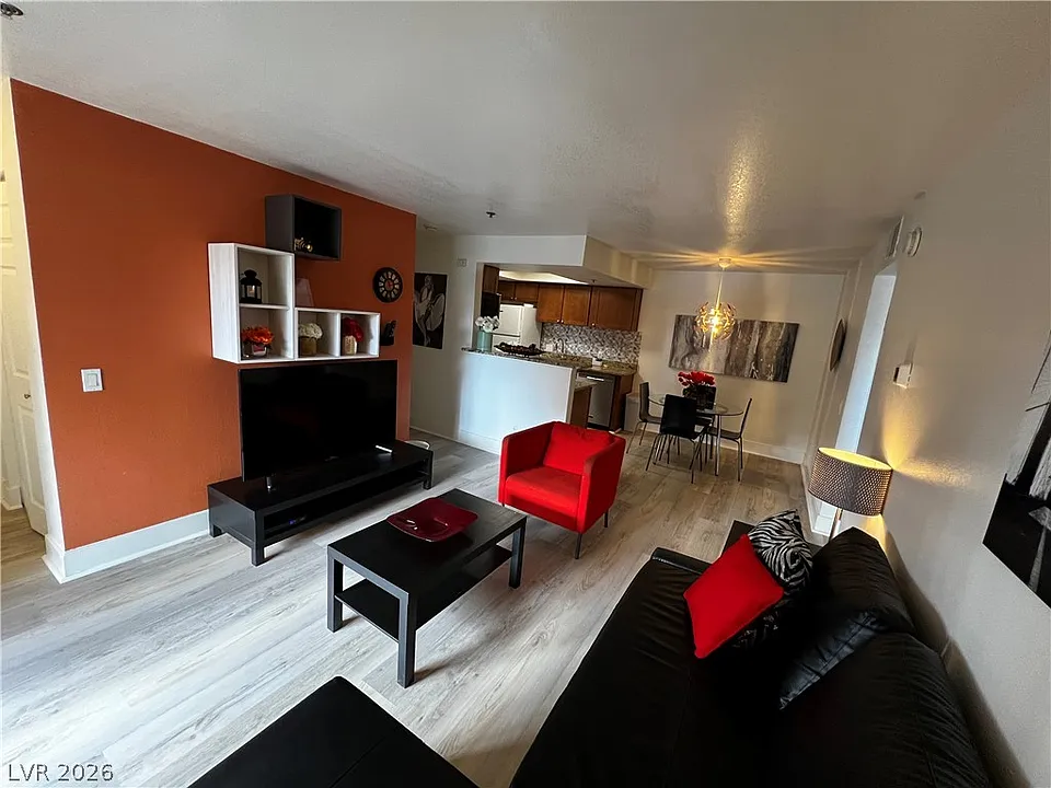 4200 S Valley View Blvd #2010
