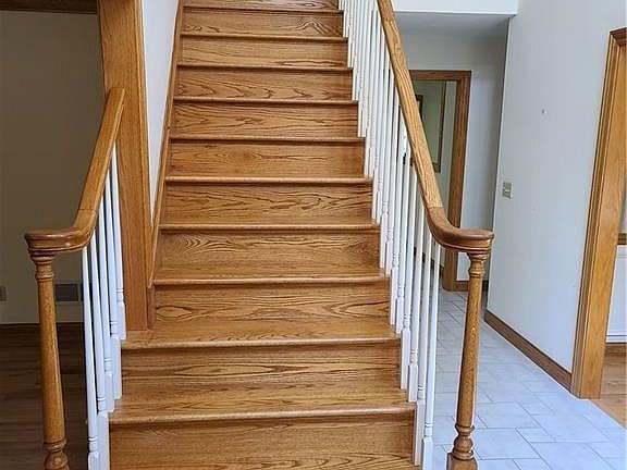 5th image of 15025 Moss Woods Dr