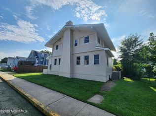 40 Twilight Ave APT 1, Keansburg, NJ 07734