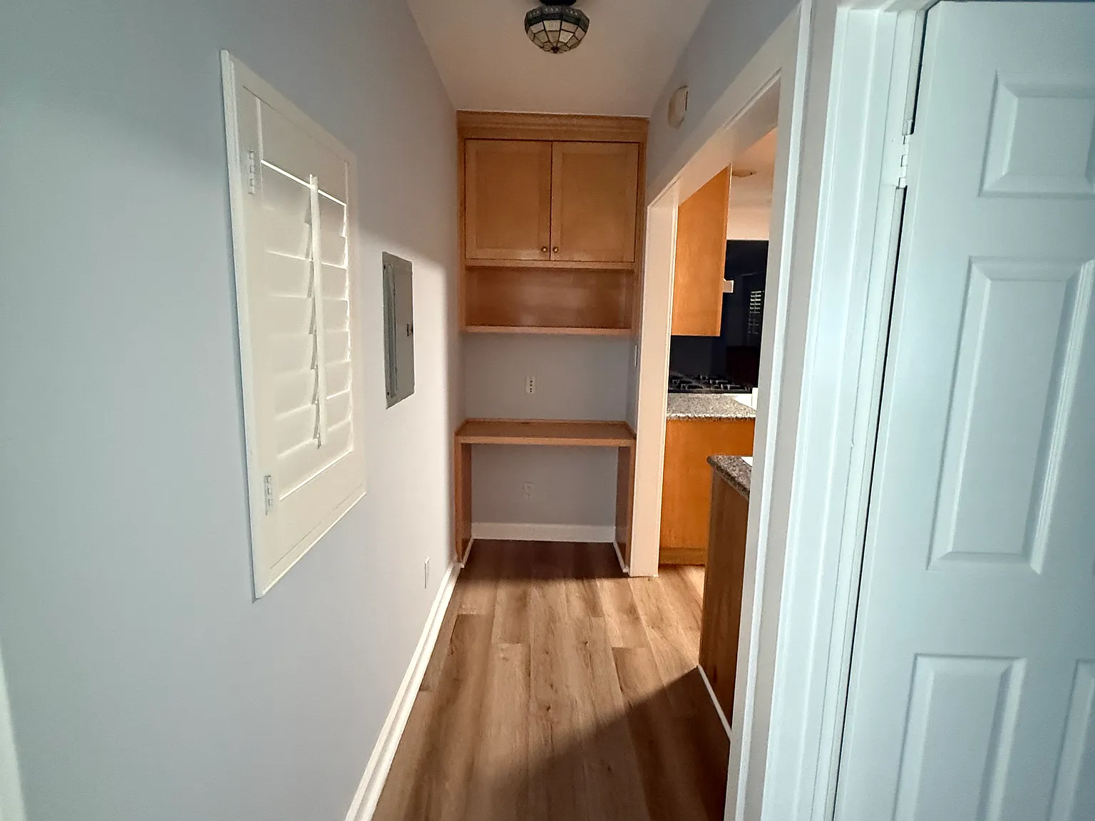 2 bed, 1300 sqft, $4,000 — Photo 1