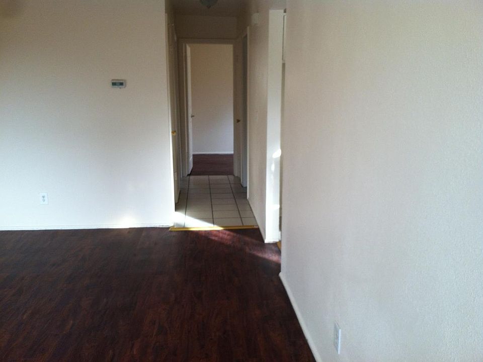 1st image of 2537 S Lakecrest Dr APT 4