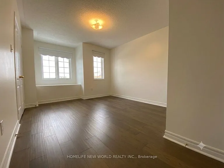 39 Brightsview Dr — Photo 17