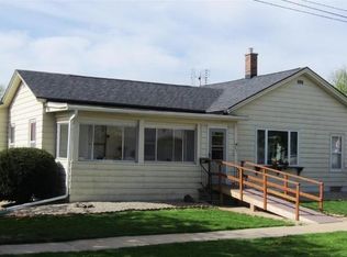 1732 17th St, Monroe, WI 53566