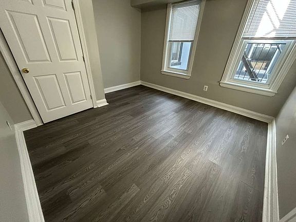 4th image of 4147 Ridge Ave #2