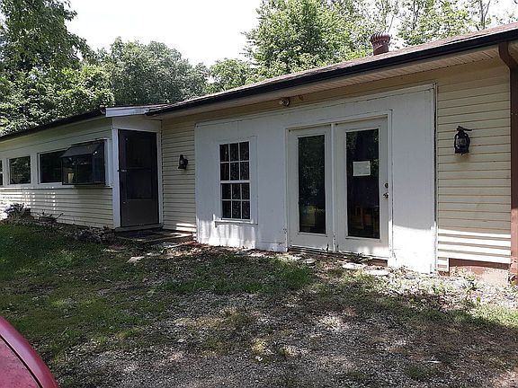 5th image of 1674 Woodhill Dr