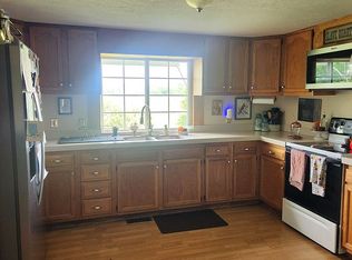 7433 N Muncie Pike, Mooreland, IN 47360