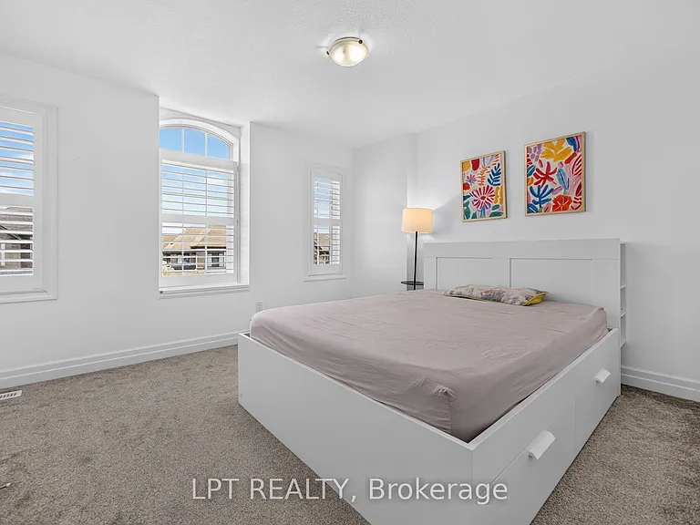 148 Hollybrook Trl S — Photo 30