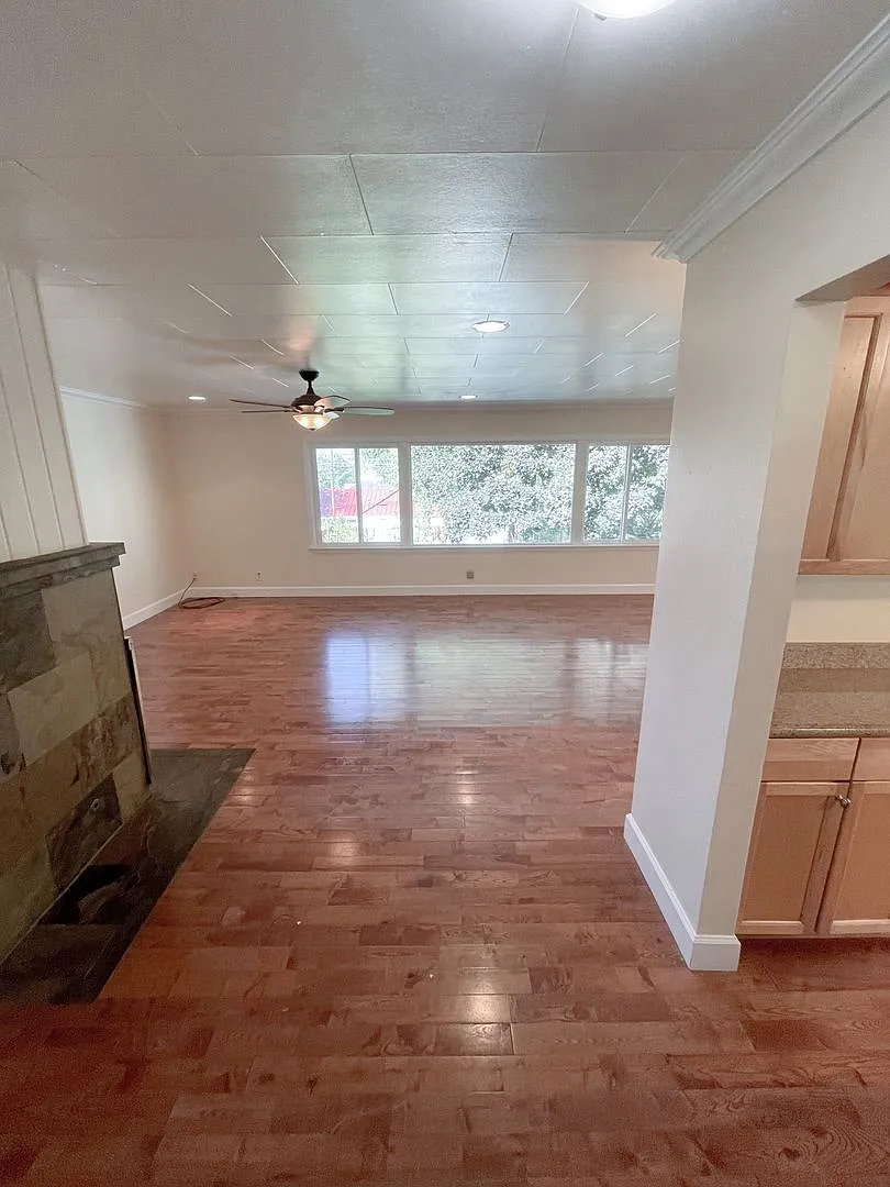 510 Pacific Terrace — Photo 3