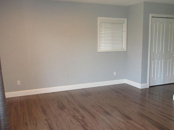 4th image of 1618 Peacock Ave Floor 2