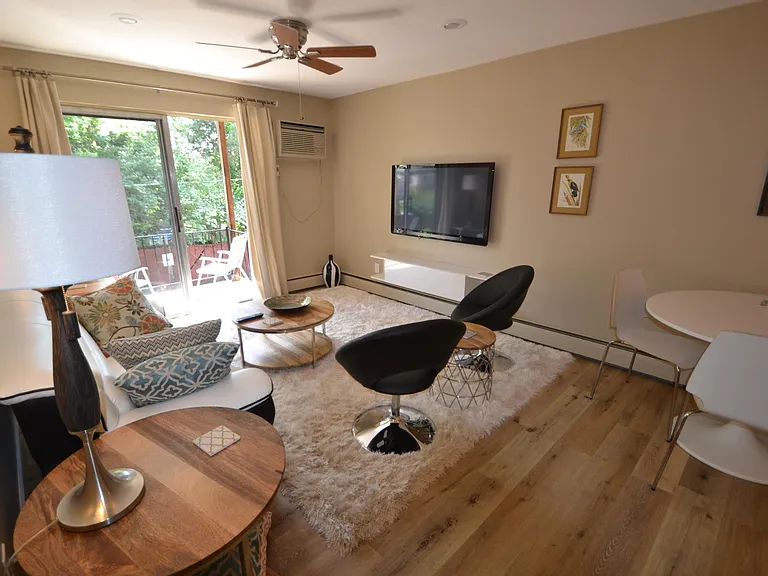 4815 Reading Rd #13 — Photo 6