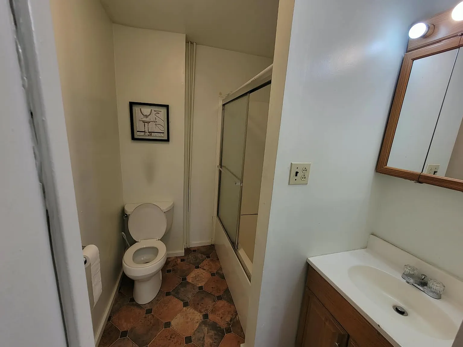 1 bed, 600 sqft, $900 — Photo 3