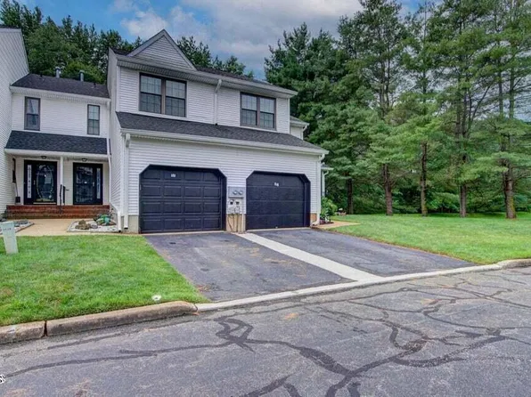 57 Chestnut Way #5-7, Englishtown, NJ 07726