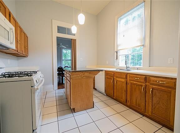 4th image of 727 Saint Roch Ave