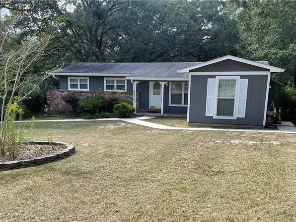 2516 Brookfield Dr W, Mobile, AL 36693