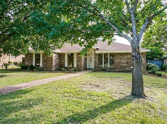 2nd image of 808 Green Brook Dr