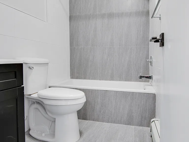 70 Lexington Ave #17E — Photo 5