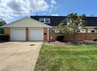 118 New Concord Dr, Mentor, OH 44060