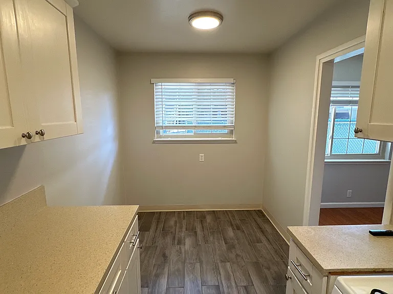 1428 Reeve St #13 — Photo 2