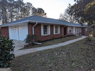 527 McDonough Rd, Hampton, GA 30228