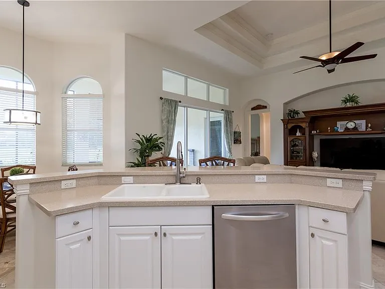 20092 Palermo Lake Ct — Photo 11