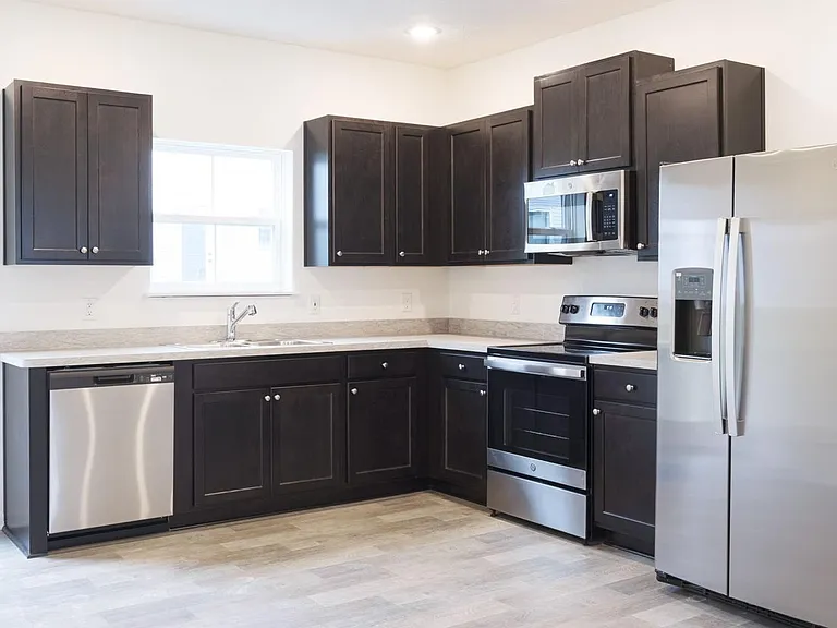664 Crossings Ln — Photo 8