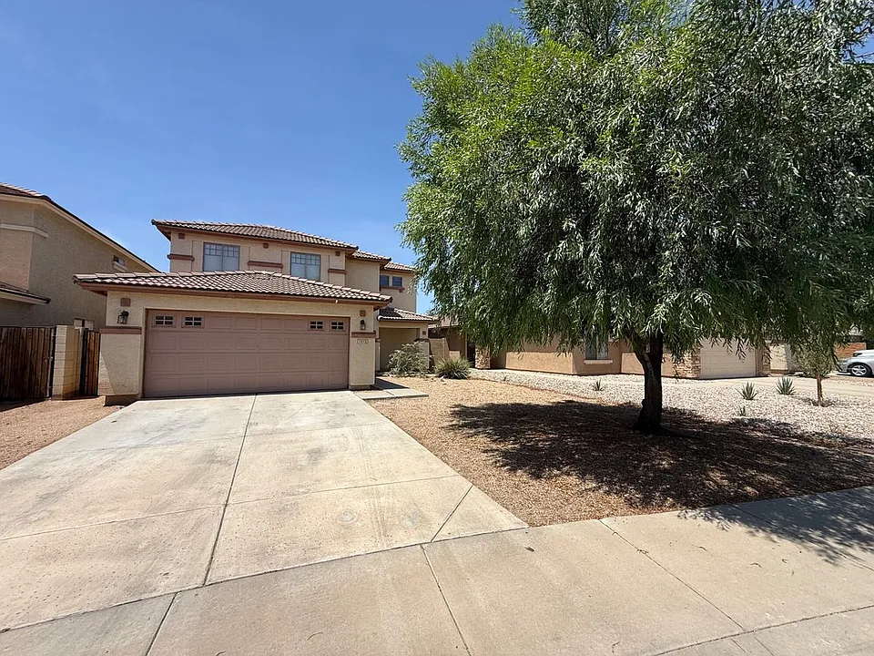 7372 W Ian Dr