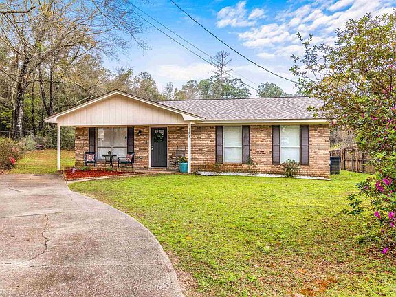 4th image of 1205 Woodlake Dr