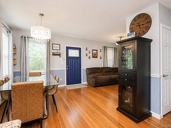 2nd image of 28 Weiner Street