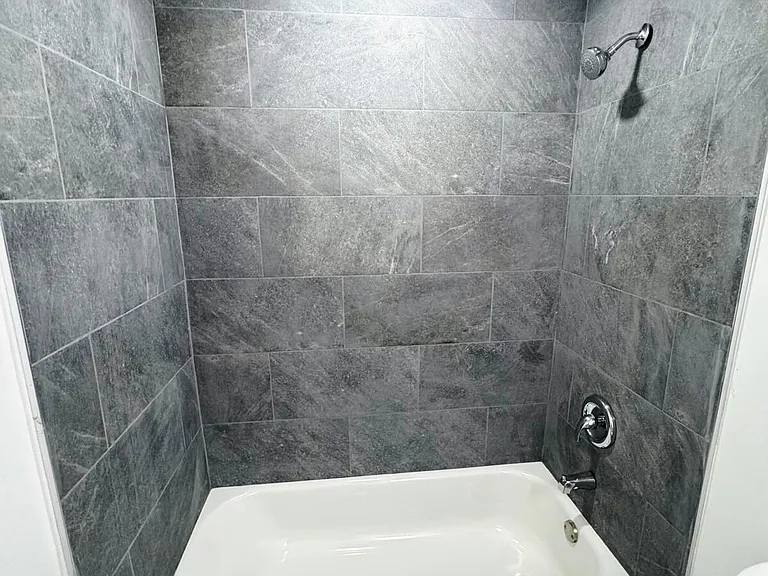 3920 Woodside Dr #14 — Photo 20