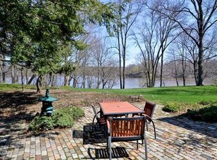 11315 Red Bud Trl, Berrien Springs, MI 49103